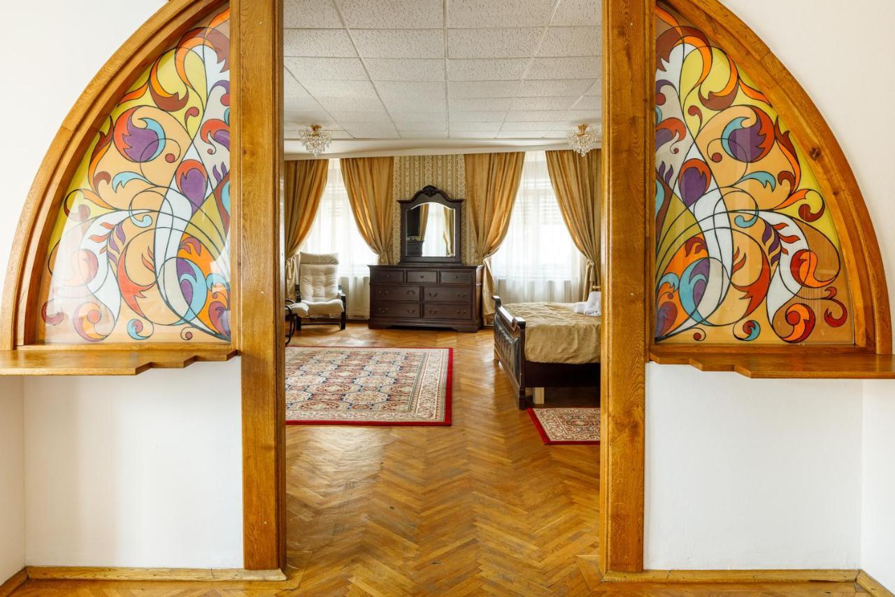 Imperial Boutique Apartment Брашов Екстериор снимка