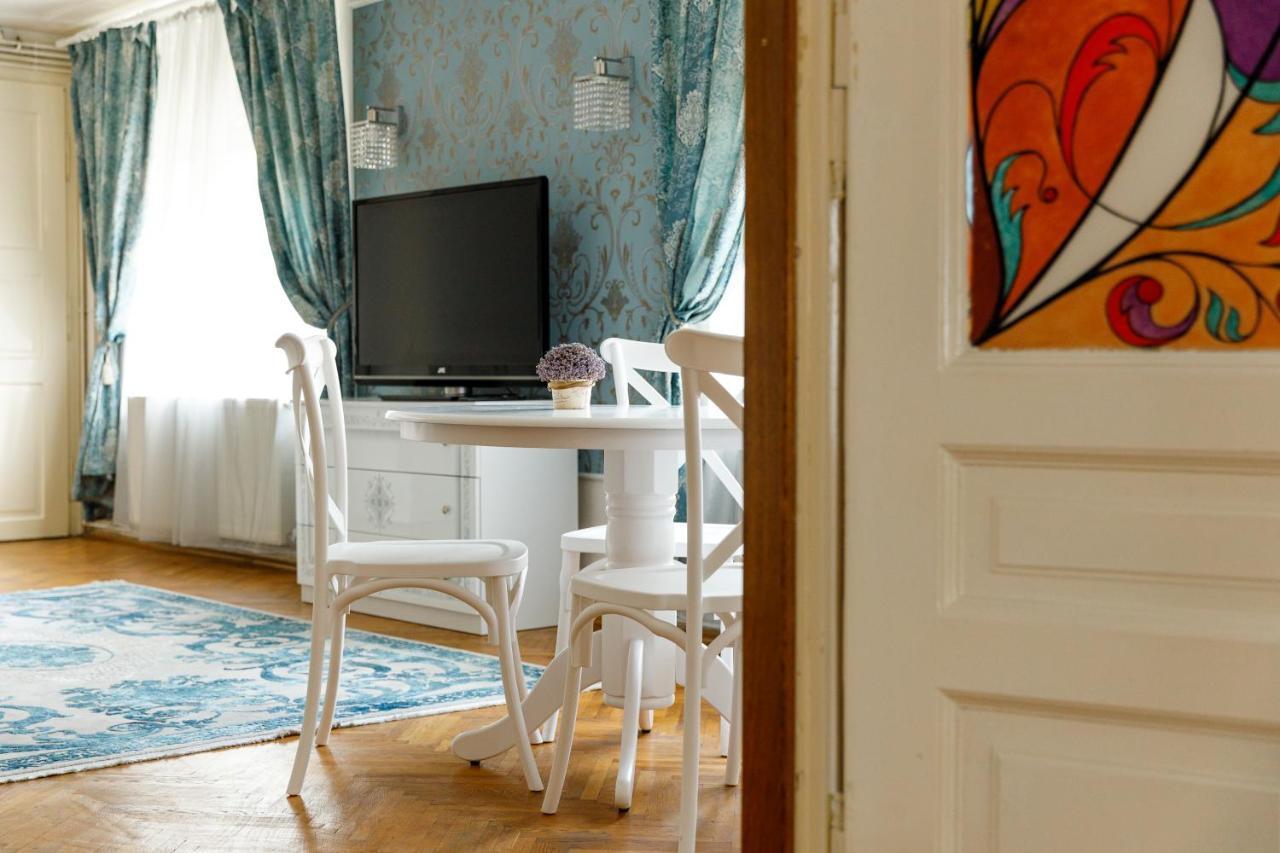 Imperial Boutique Apartment Брашов Екстериор снимка